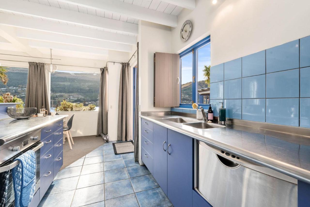 Sunny Lakeview Villa Queenstown Zewnętrze zdjęcie